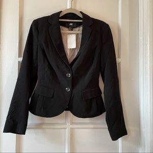 NWT H&M black blazer with peplum